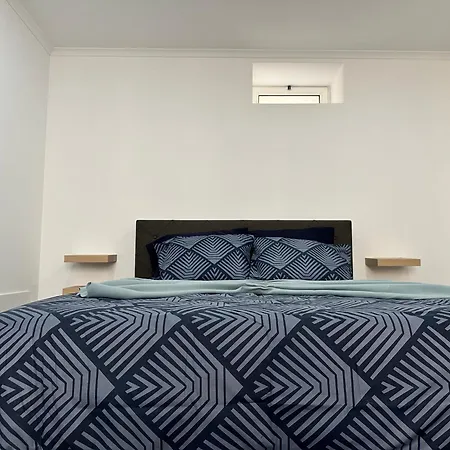 Ferreira's House Apartment Folhadosa